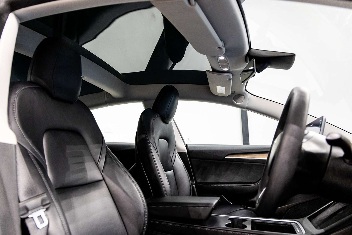 2023 Tesla Model 3 Rear-Wheel Drive