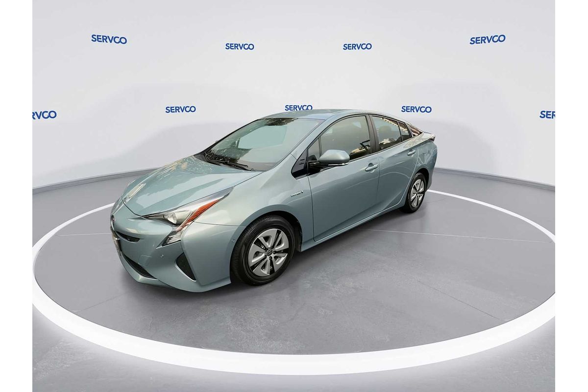2018 Toyota Prius Three