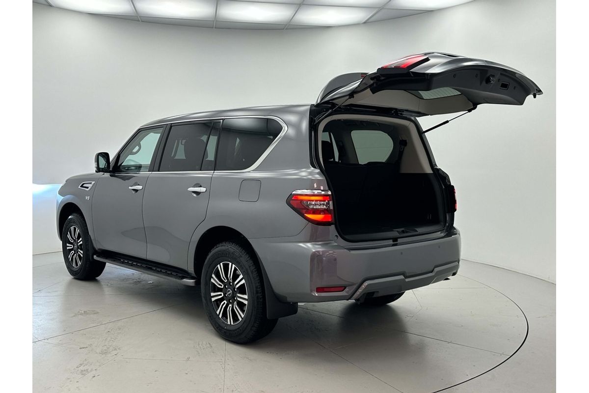 Nissan PATROL WAG 5.6 PET AUTO TI