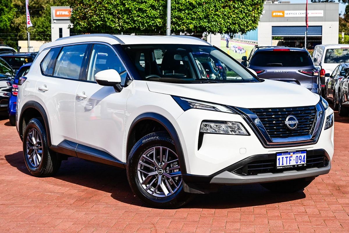 2025 Nissan X-TRAIL ST T33