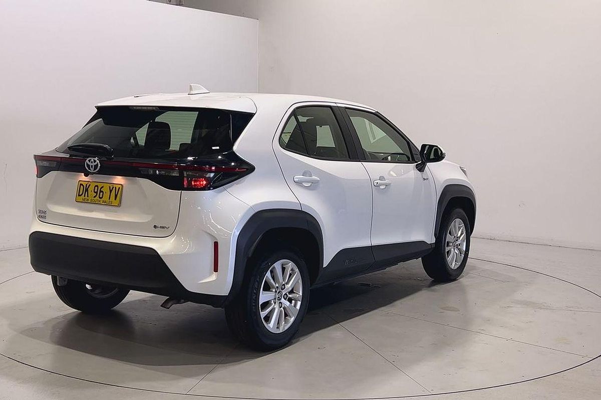 2024 Toyota Yaris Cross GX MXPJ10R