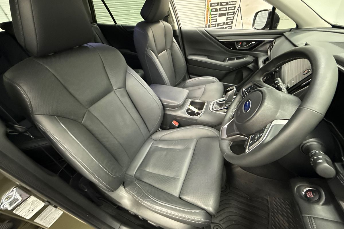 2025 Subaru Outback AWD Touring XT 6GEN