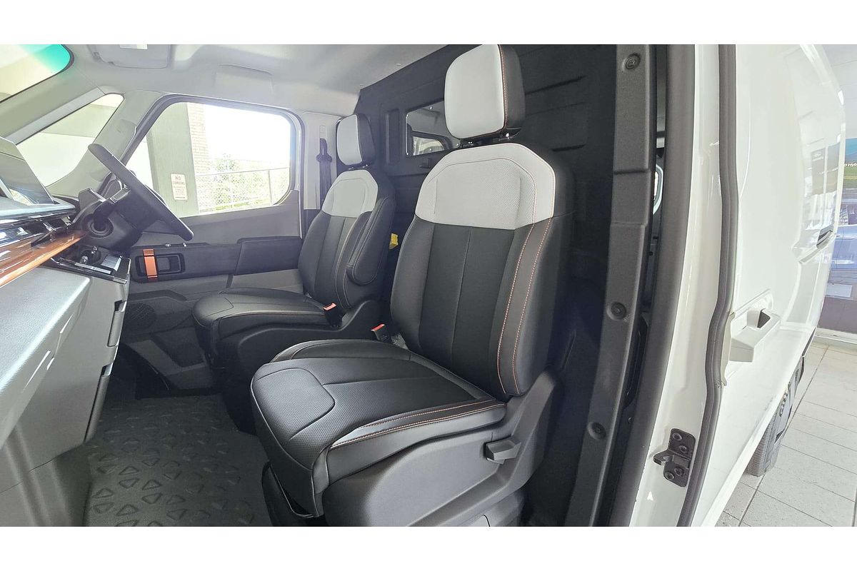 Super Van 5m, SWB, FWD, 83kWh, H1980