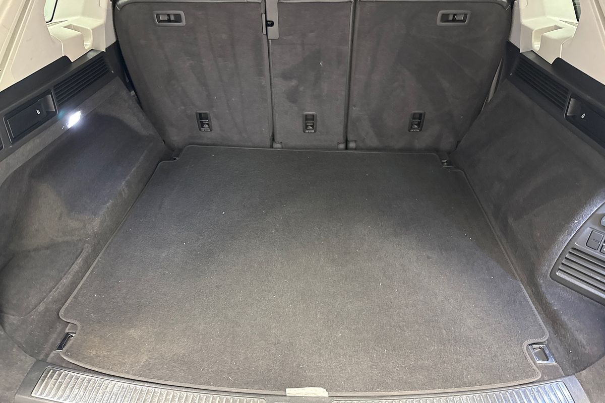 2019 Volkswagen Touareg 190TDI Launch Edition CR