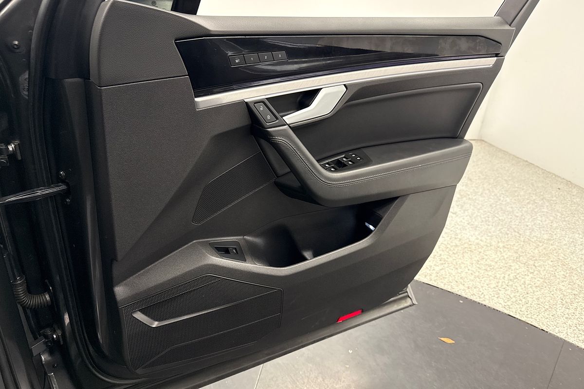 2019 Volkswagen Touareg 190TDI Launch Edition CR