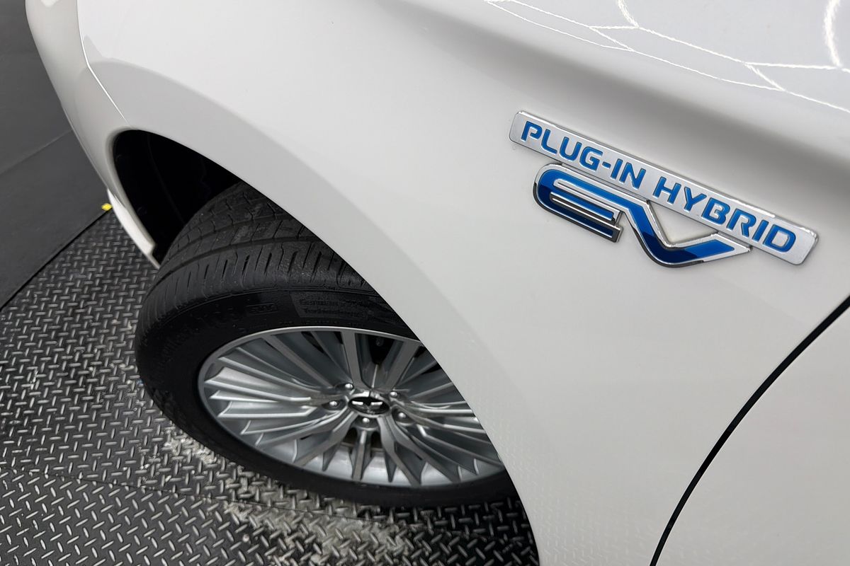 2018 Mitsubishi Outlander PHEV Exceed ZL