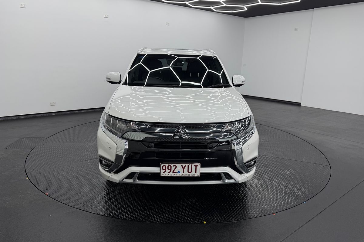2018 Mitsubishi Outlander PHEV Exceed ZL