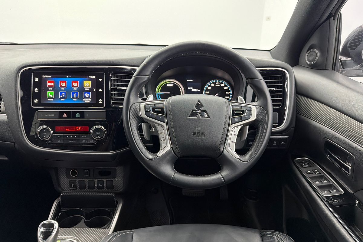 2018 Mitsubishi Outlander PHEV Exceed ZL
