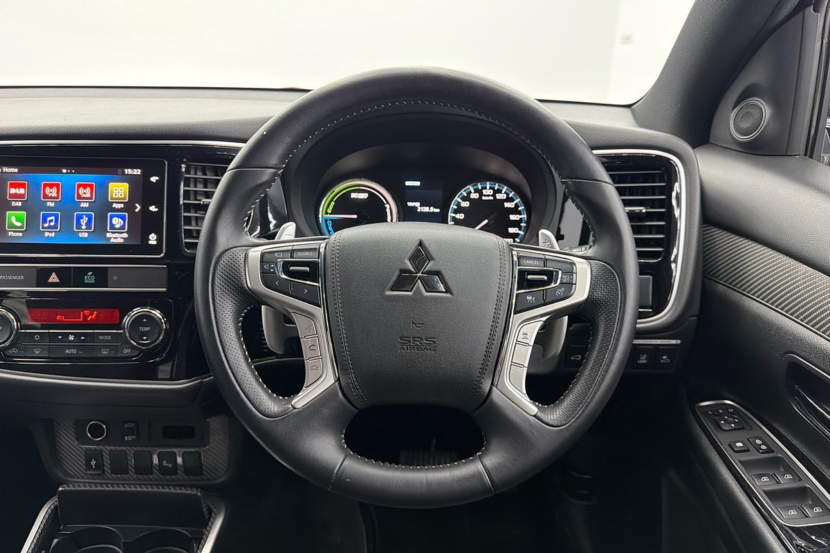 2018 Mitsubishi Outlander PHEV Exceed ZL