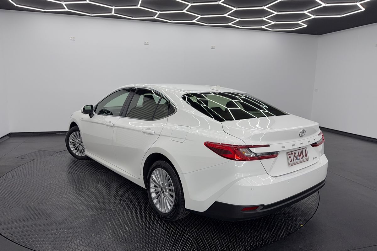 2025 Toyota Camry Ascent AXVH80R