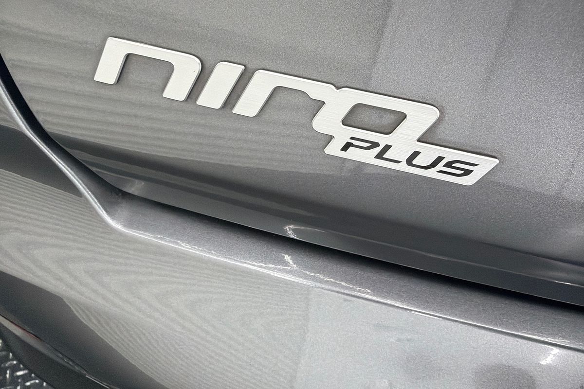 2022 Kia Niro HEV S SG2