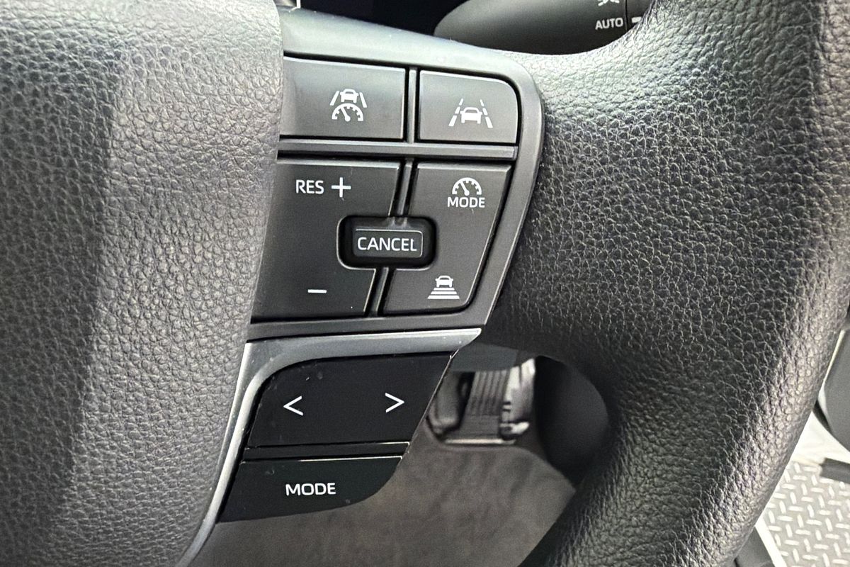 2025 Toyota Camry Ascent AXVH80R