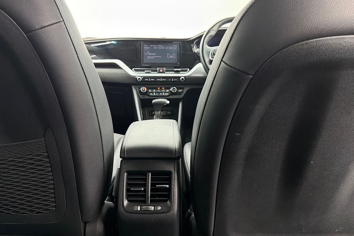 2022 Kia Niro HEV S SG2