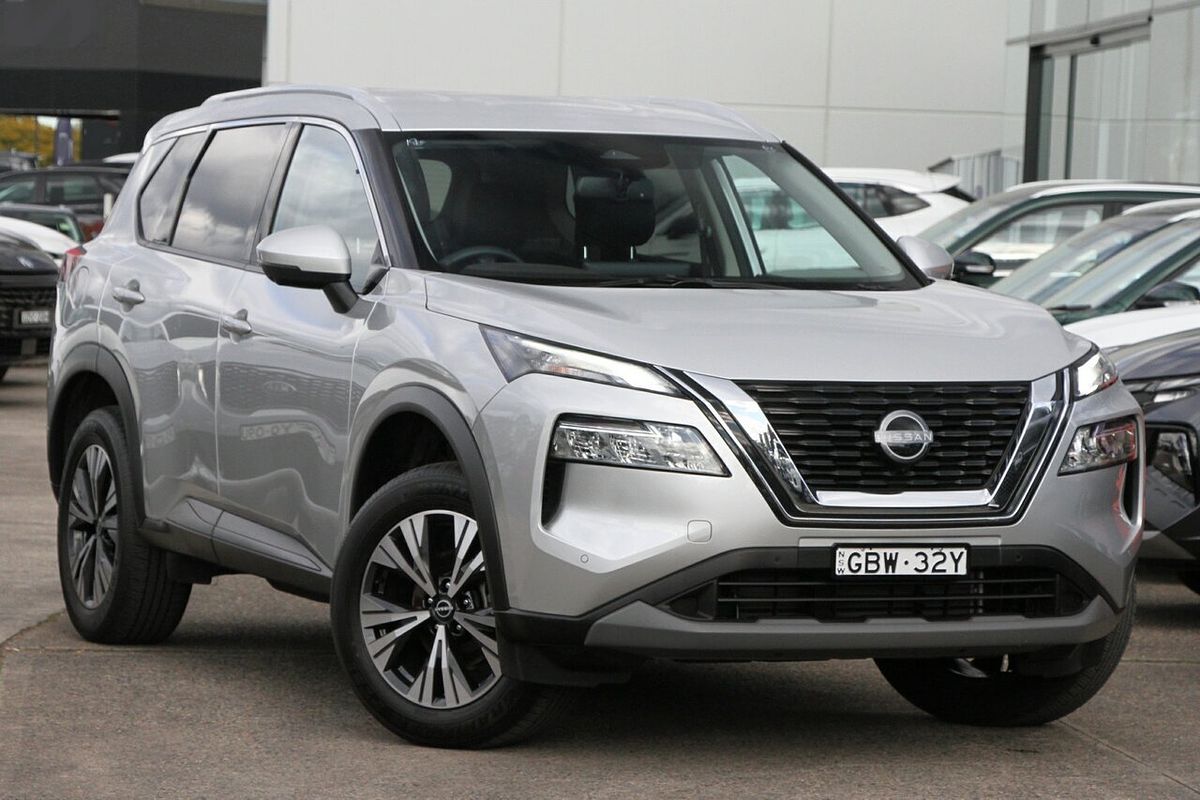 2025 Nissan X-TRAIL ST-L T33
