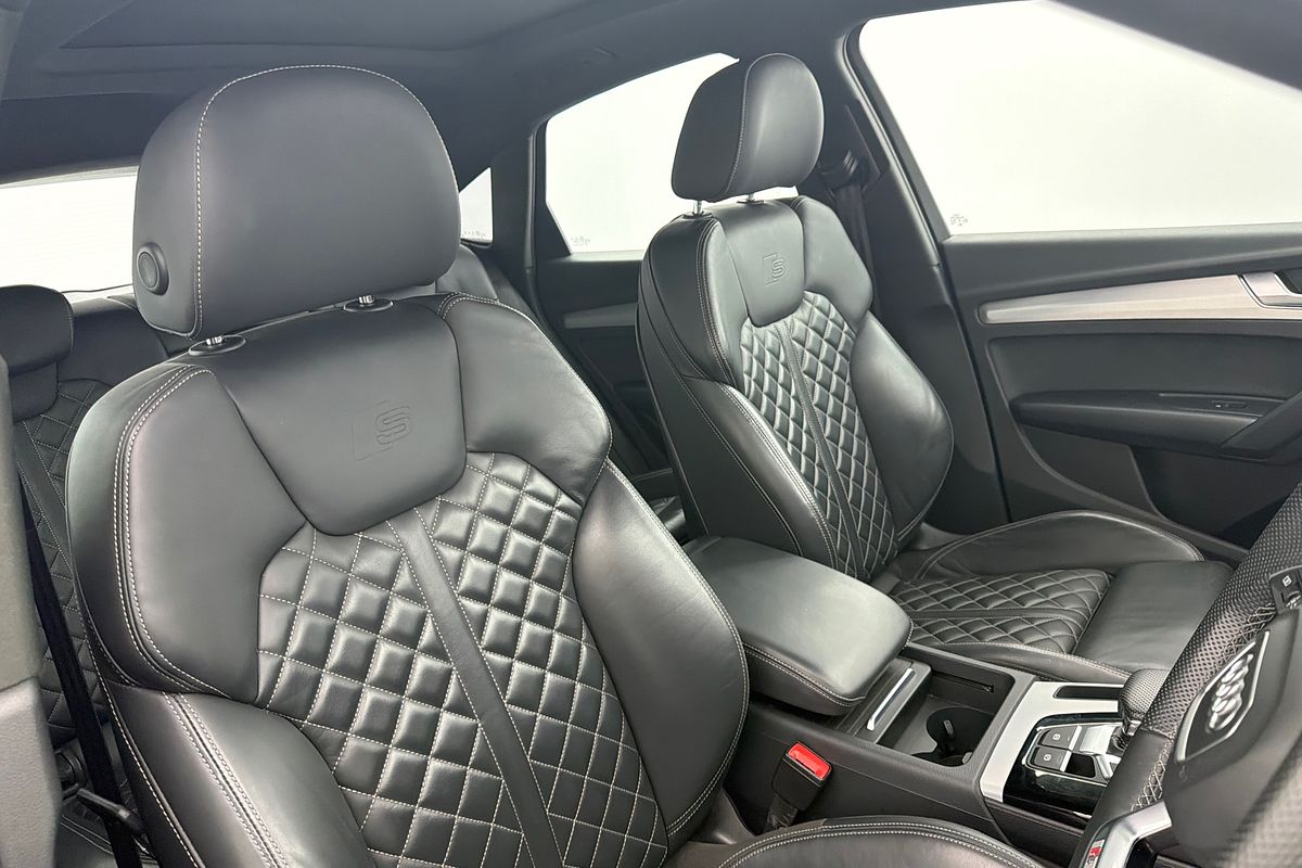2022 Audi Q5 45 TFSI S line FY