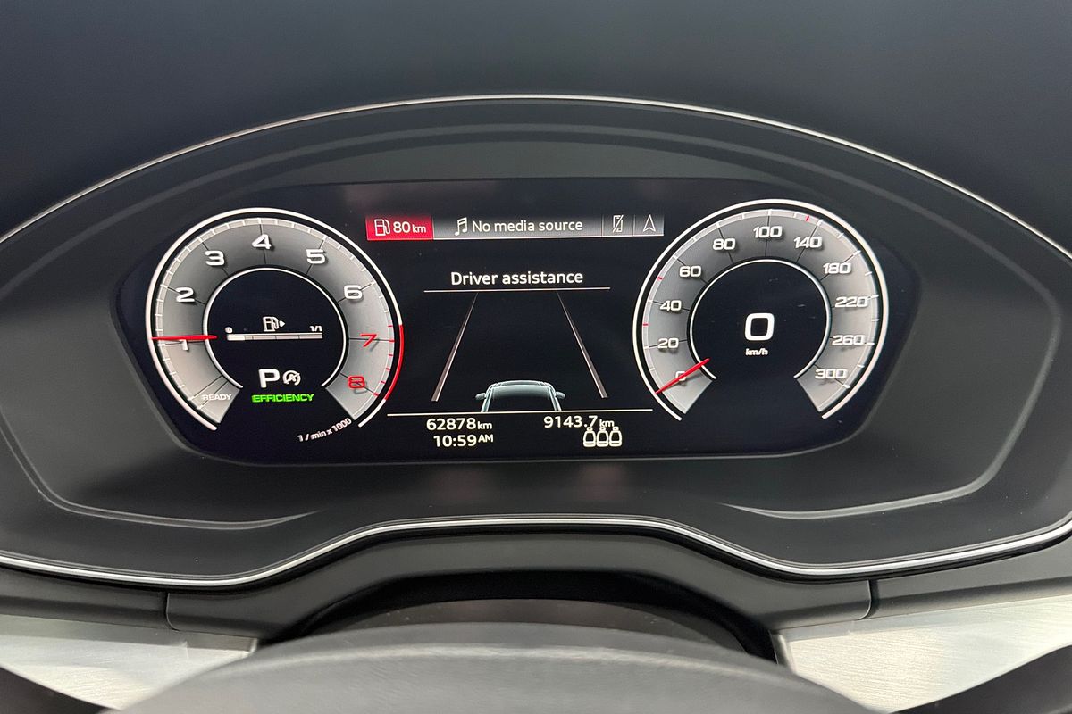2022 Audi Q5 45 TFSI S line FY
