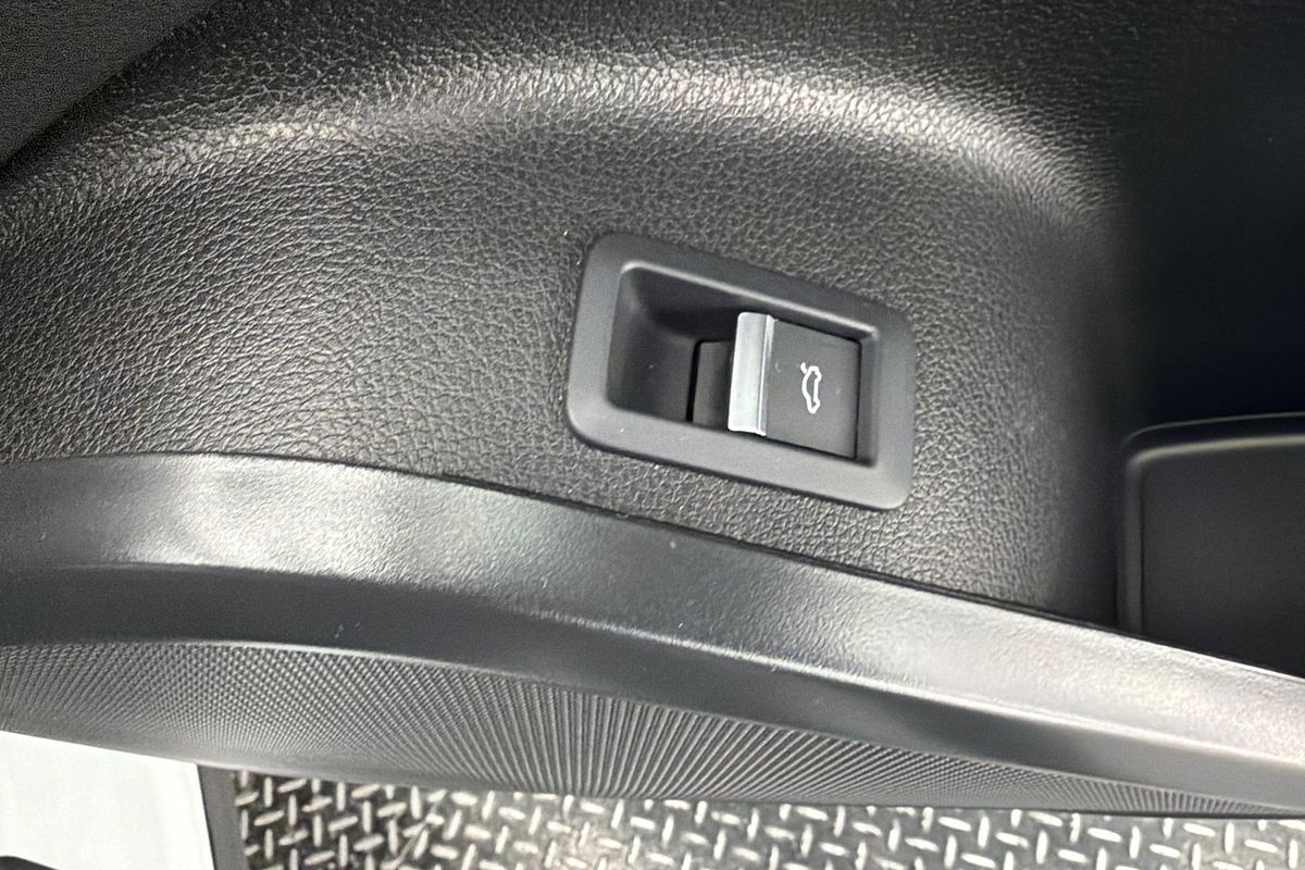 2022 Audi Q5 45 TFSI S line FY