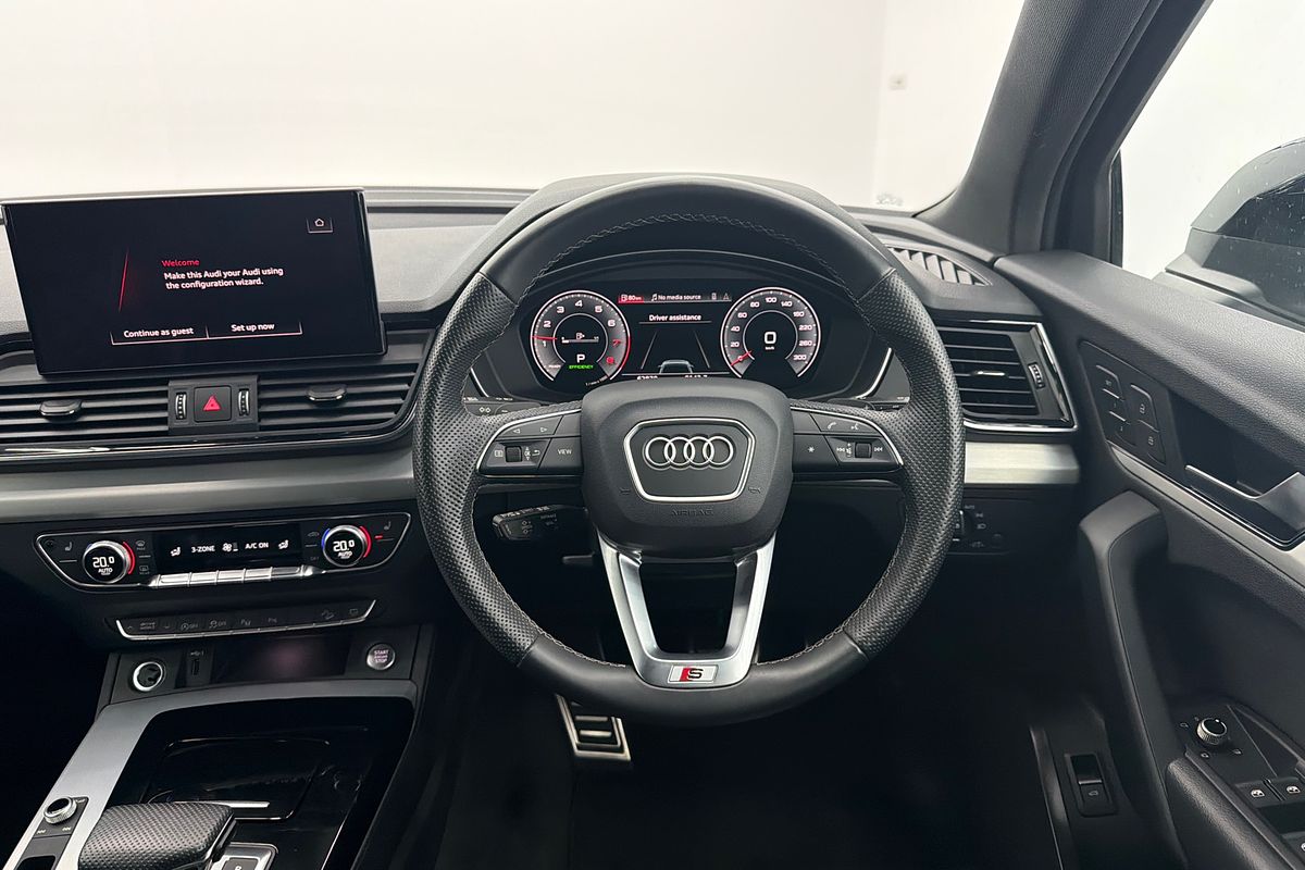 2022 Audi Q5 45 TFSI S line FY
