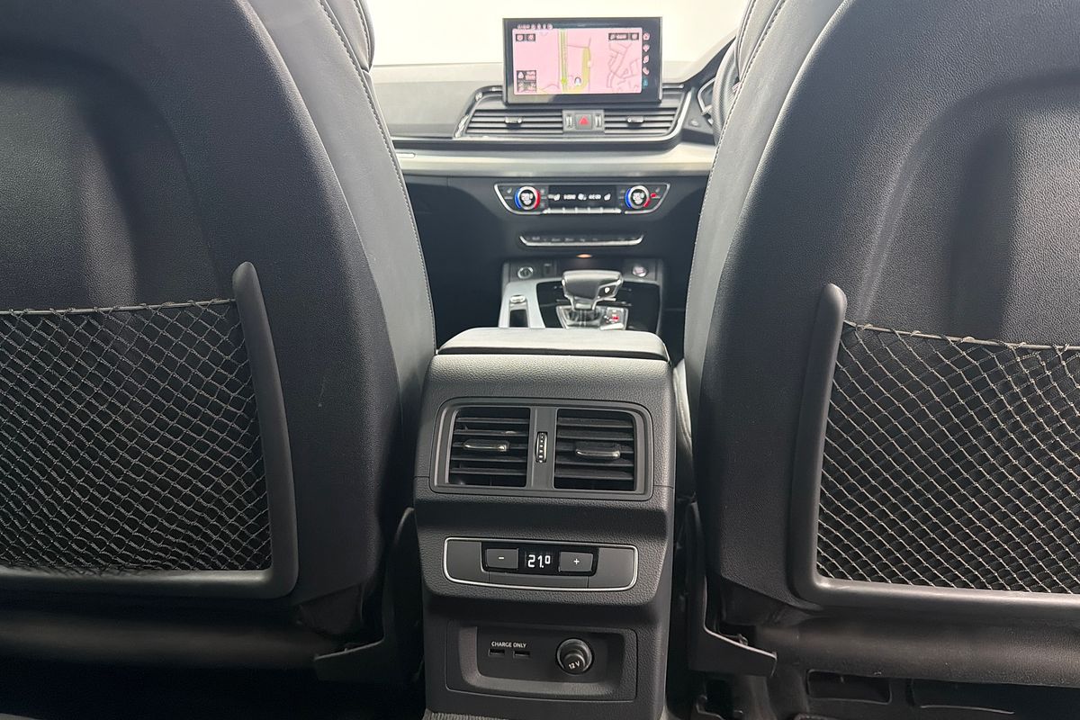 2022 Audi Q5 45 TFSI S line FY