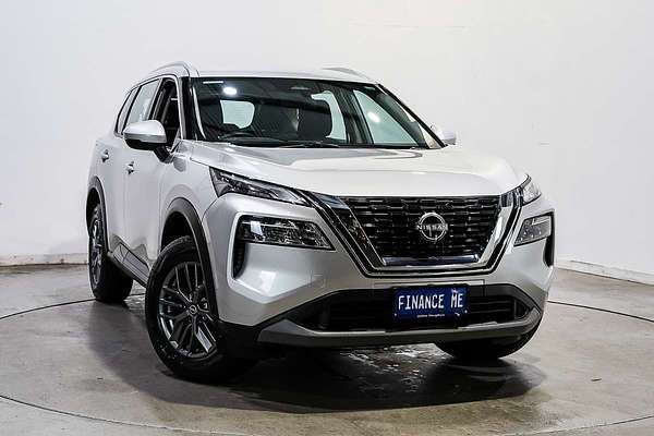 2024 Nissan X-TRAIL ST T33