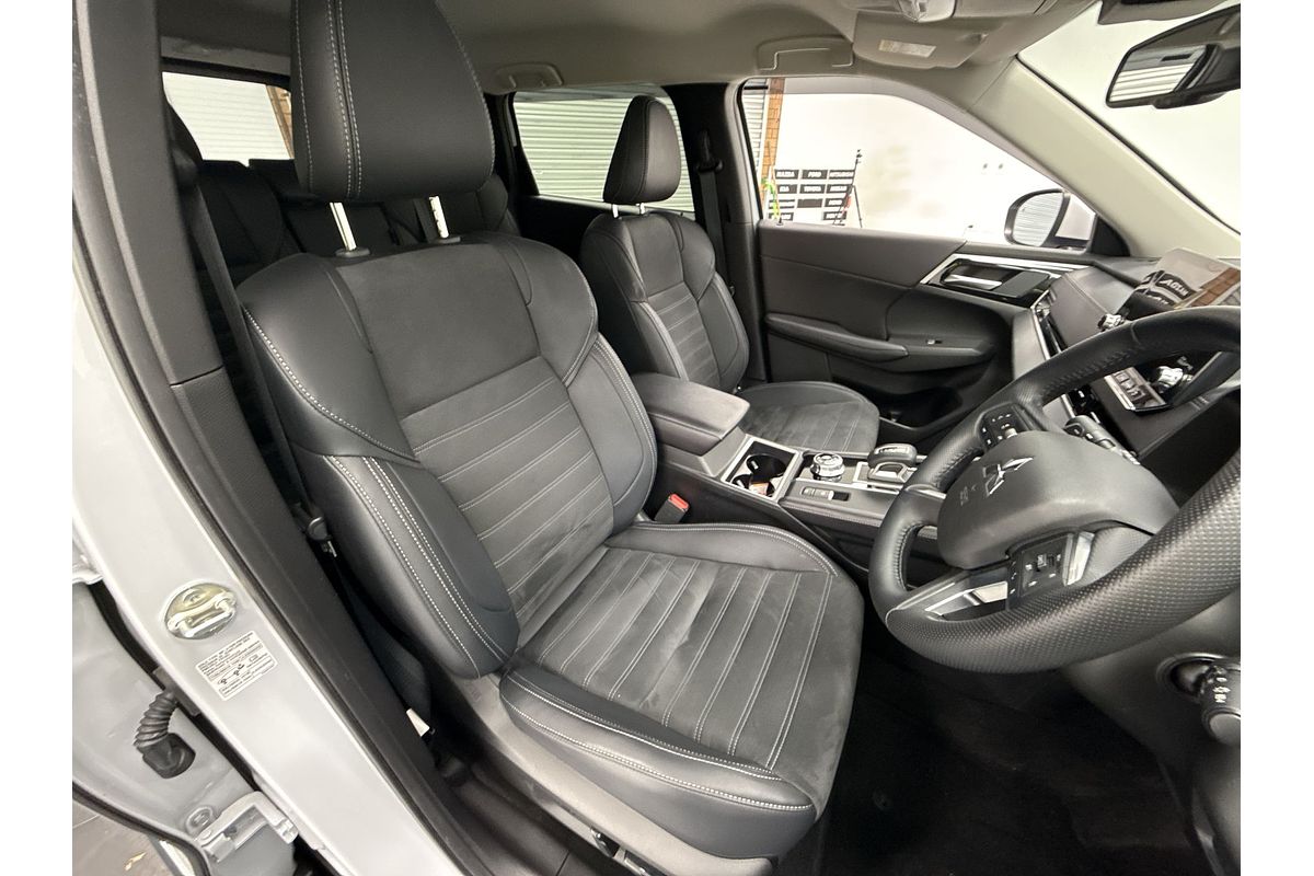 2023 Mitsubishi Outlander Aspire ZM