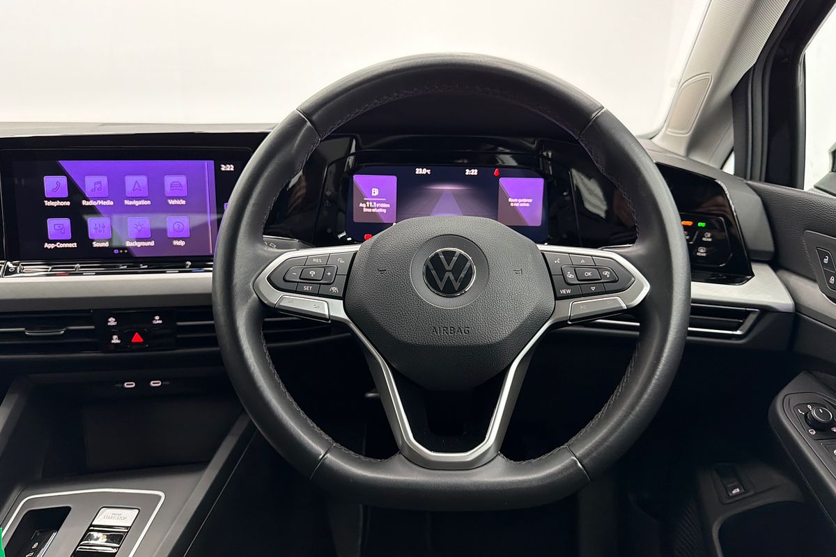 2022 Volkswagen Golf 110TSI Life 8