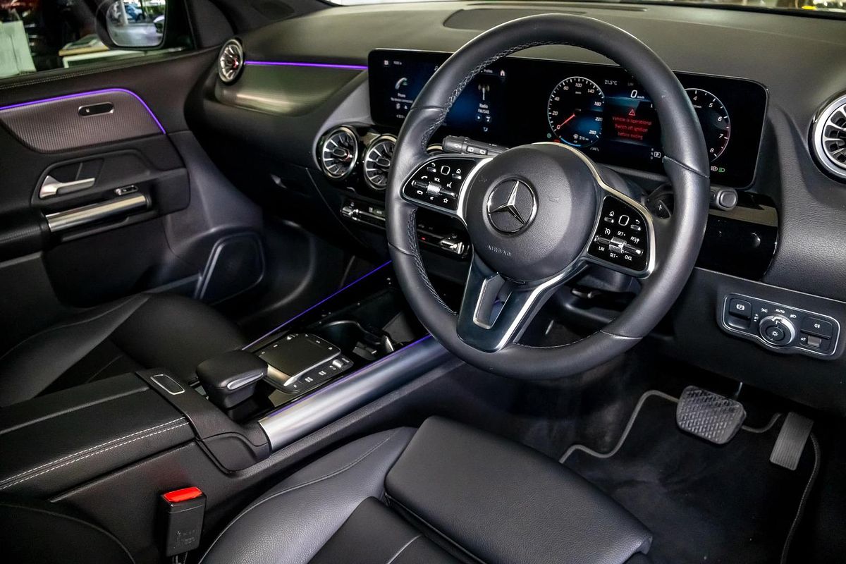H247 802MY GLA200 Wagon 5dr DC T 7sp 1.3T