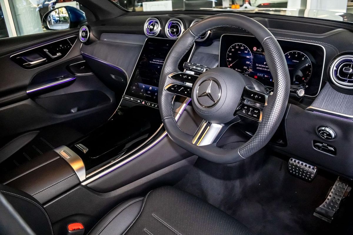 X254 805+055MY GLC300 WAG 9G 9 sp 2.0T/17kW