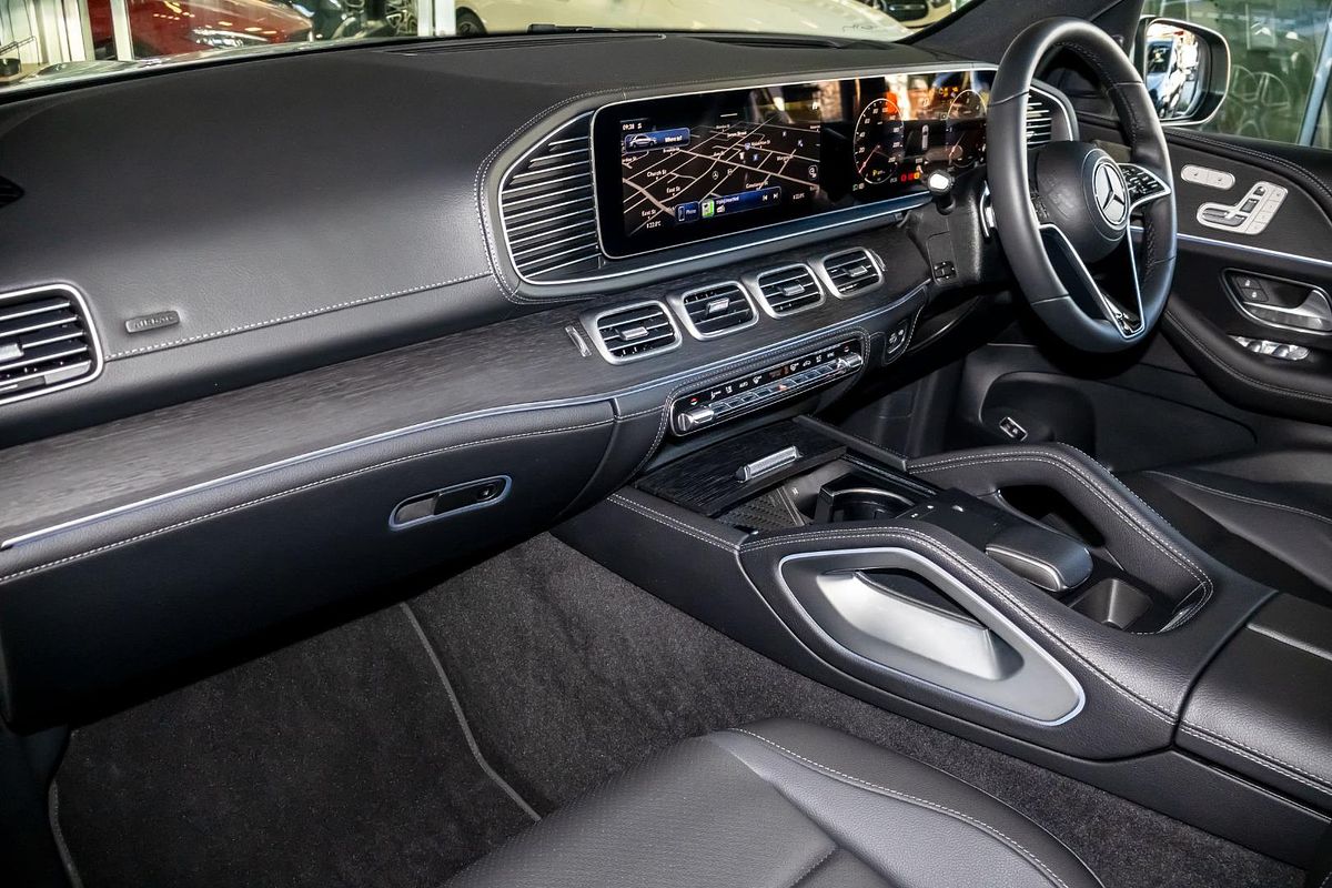 V167 805+055MY GLE300 d Editio n 7 WAG 9G 9sp