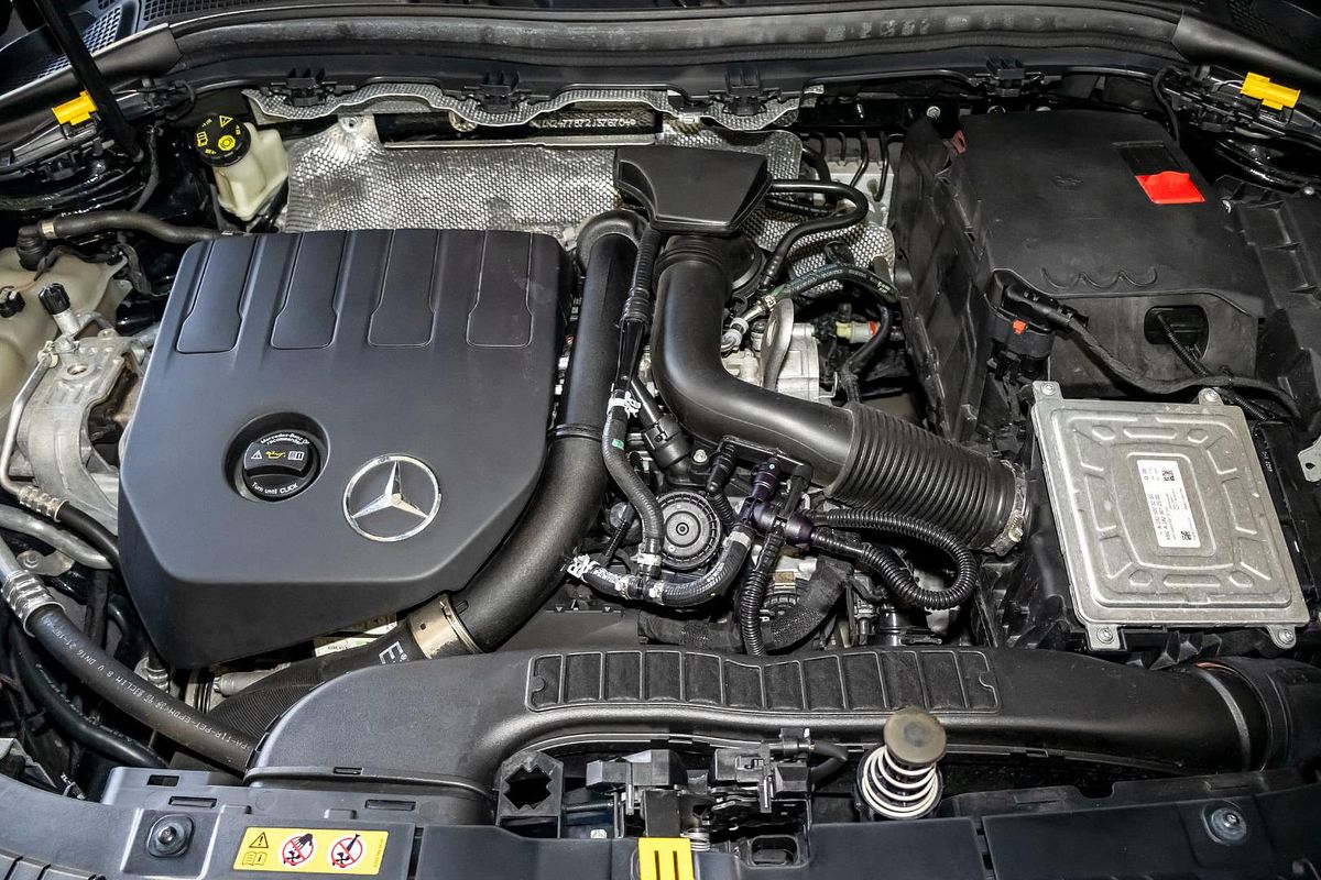 H247 802MY GLA200 Wagon 5dr DC T 7sp 1.3T