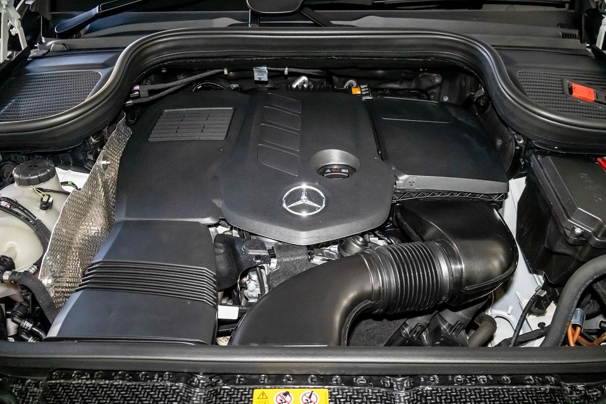 V167 805+055MY GLE300 d Editio n 7 WAG 9G 9sp