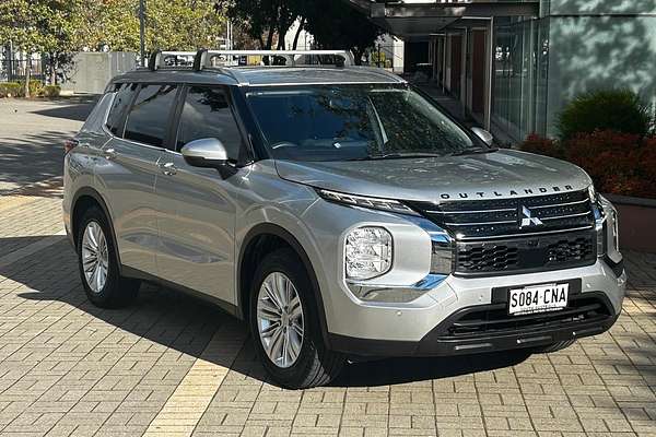 2021 Mitsubishi Outlander ES ZM