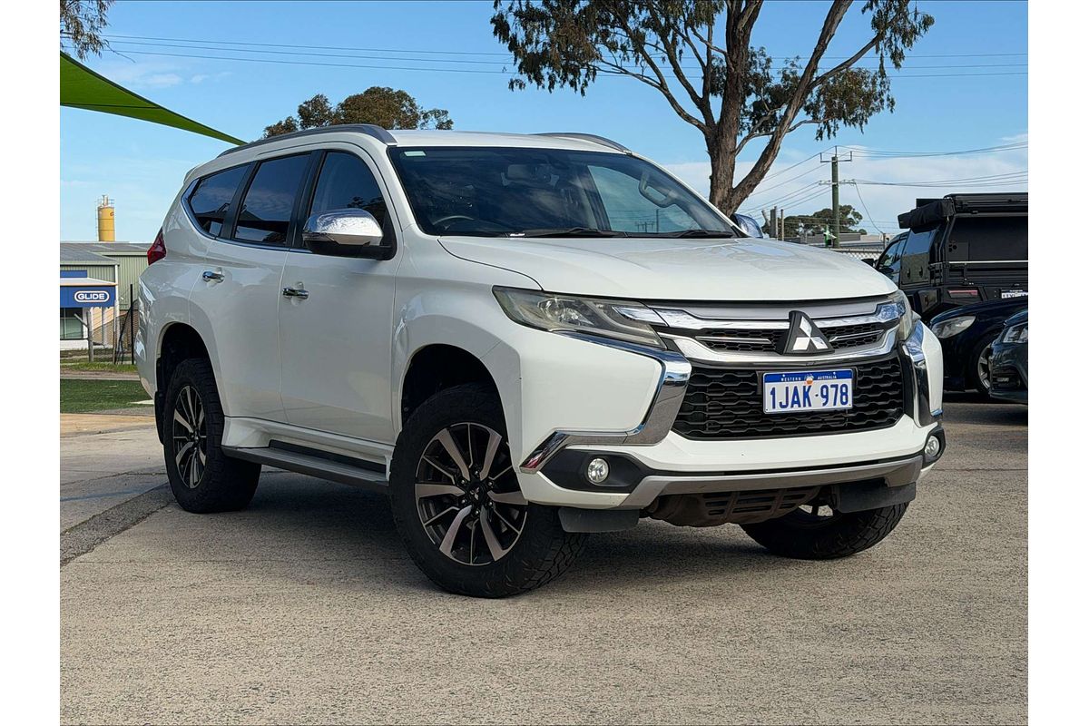 2016 Mitsubishi Pajero Sport GLS QE
