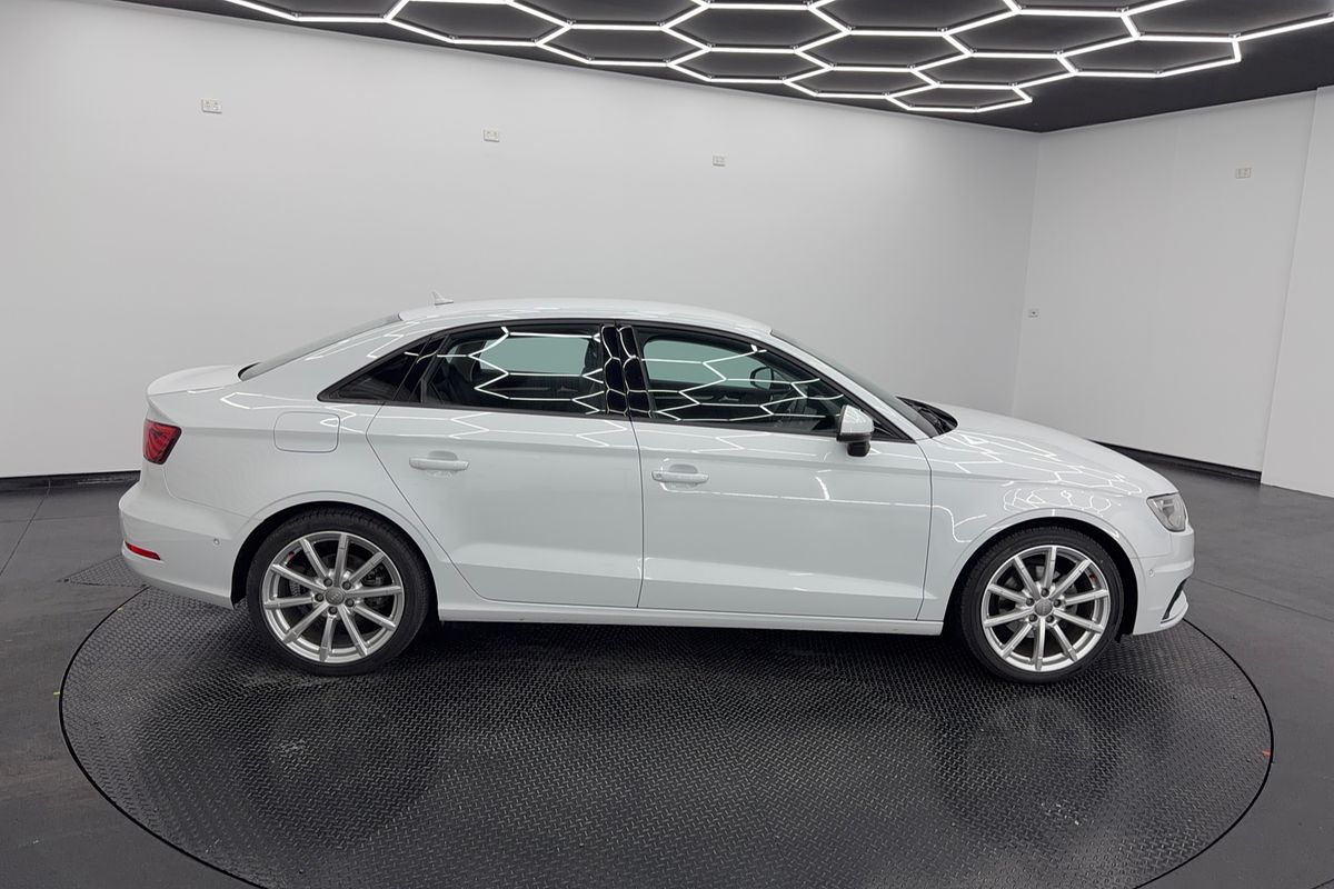 2014 Audi A3 Attraction 8V