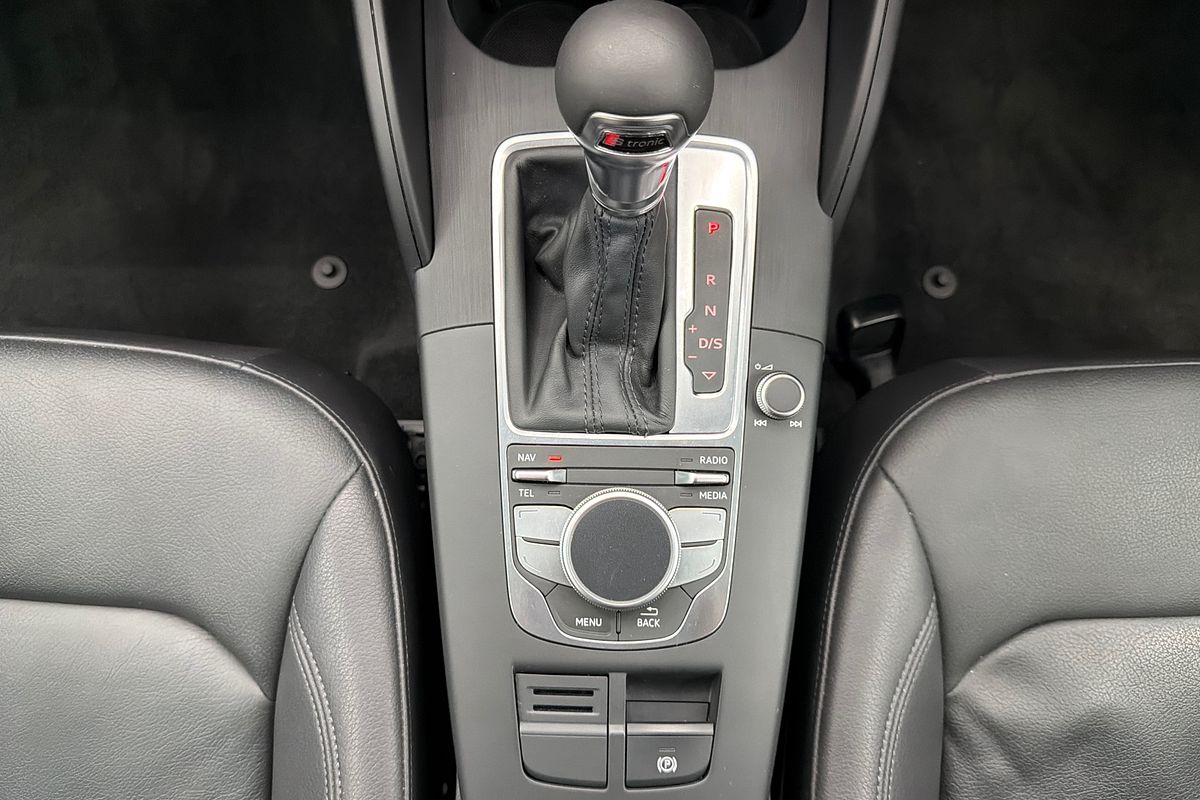 2014 Audi A3 Attraction 8V