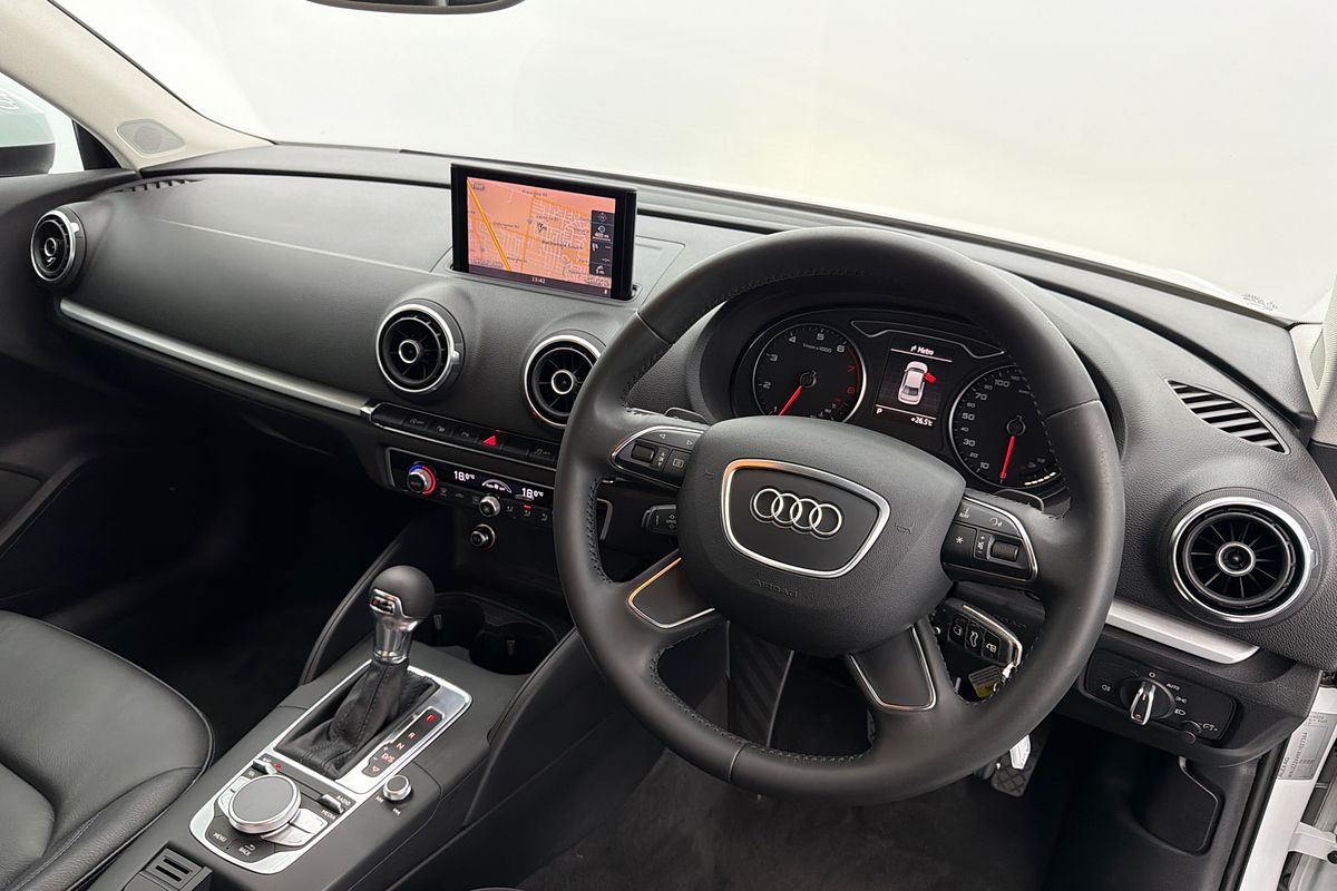 2014 Audi A3 Attraction 8V