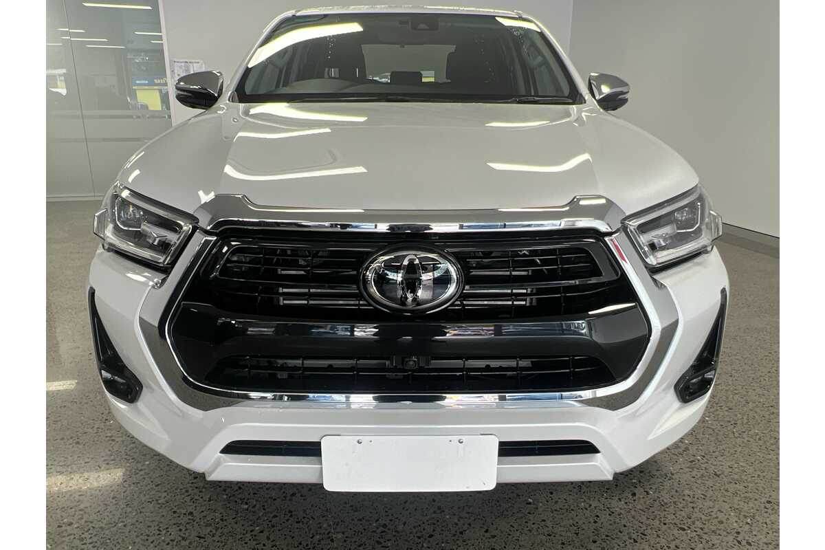 2023 Toyota HiLux SR5 GUN126R