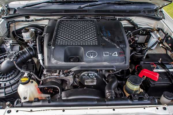 2014 Toyota Hilux SR KUN26R