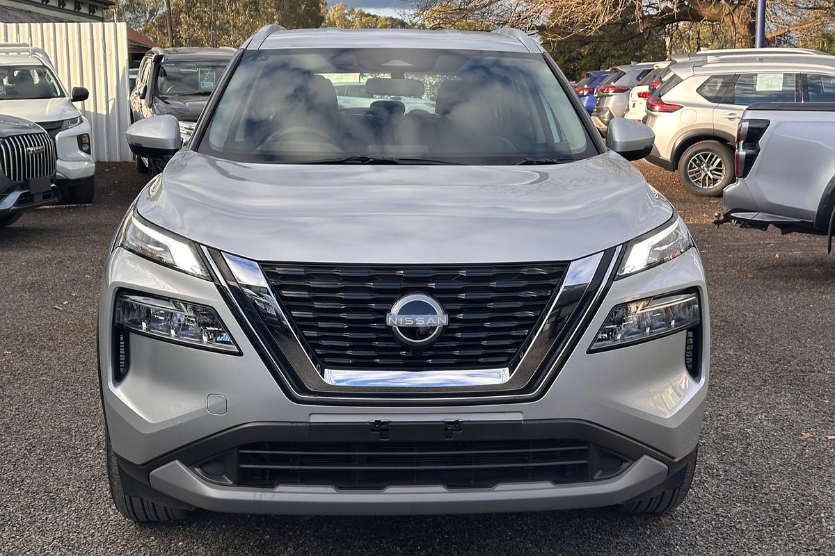 2025 Nissan X-TRAIL ST T33