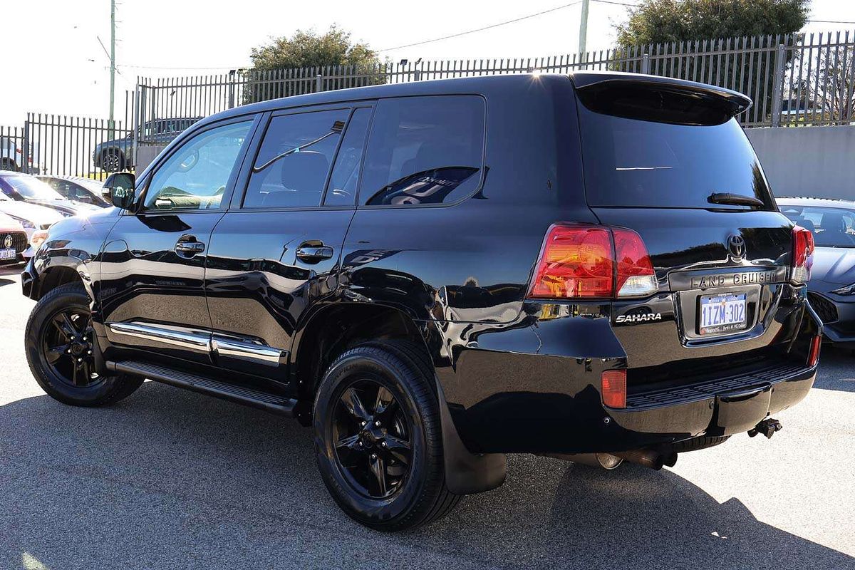 2015 Toyota Landcruiser Sahara VDJ200R