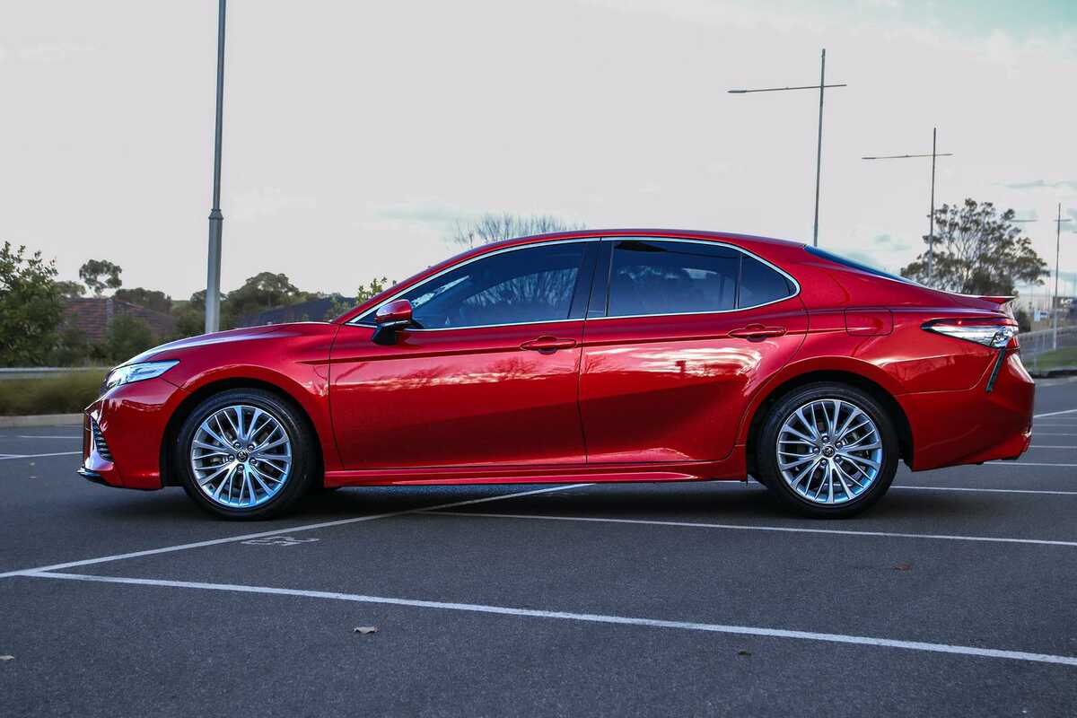 2019 Toyota Camry SL ASV70R