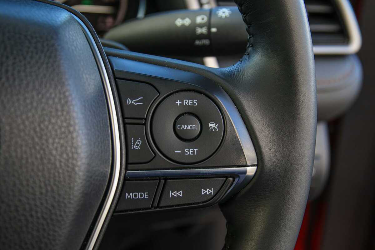 2019 Toyota Camry SL ASV70R