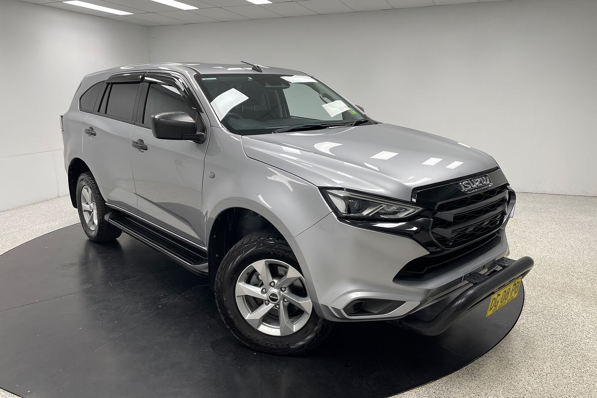 2023 Isuzu MU-X LS-M