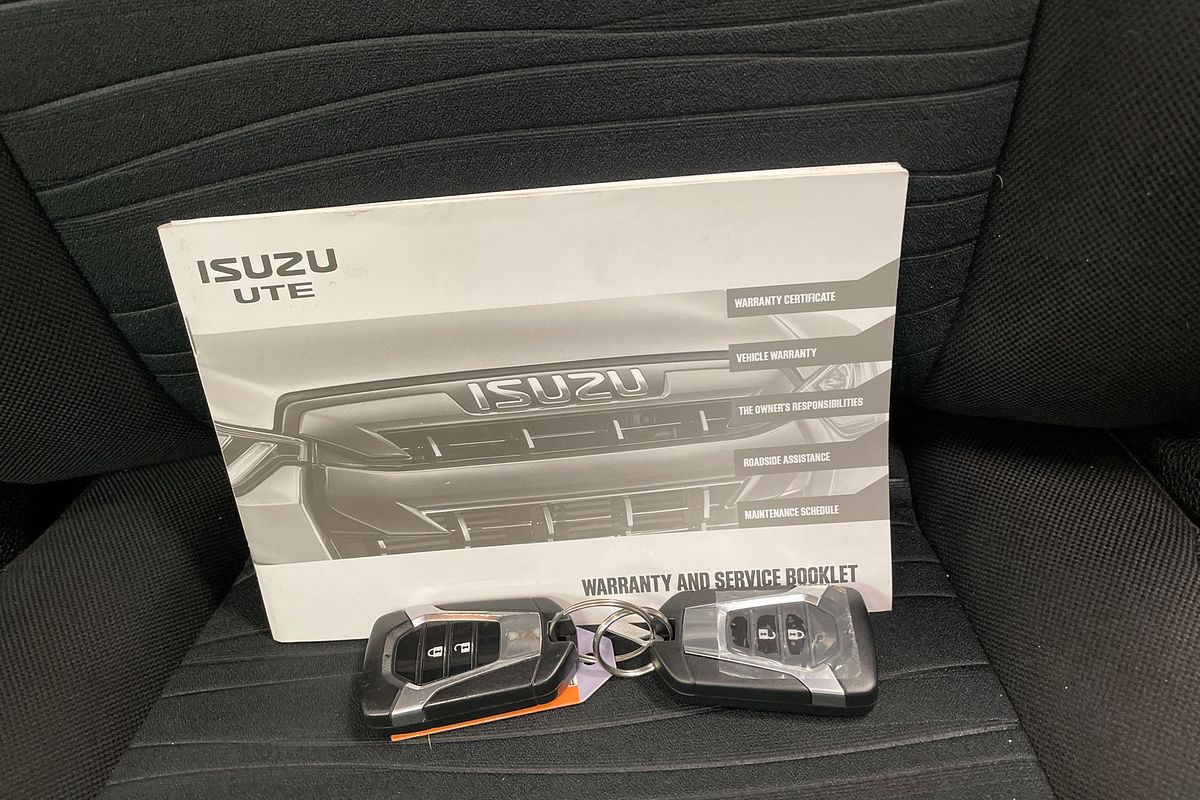 2023 Isuzu MU-X LS-M
