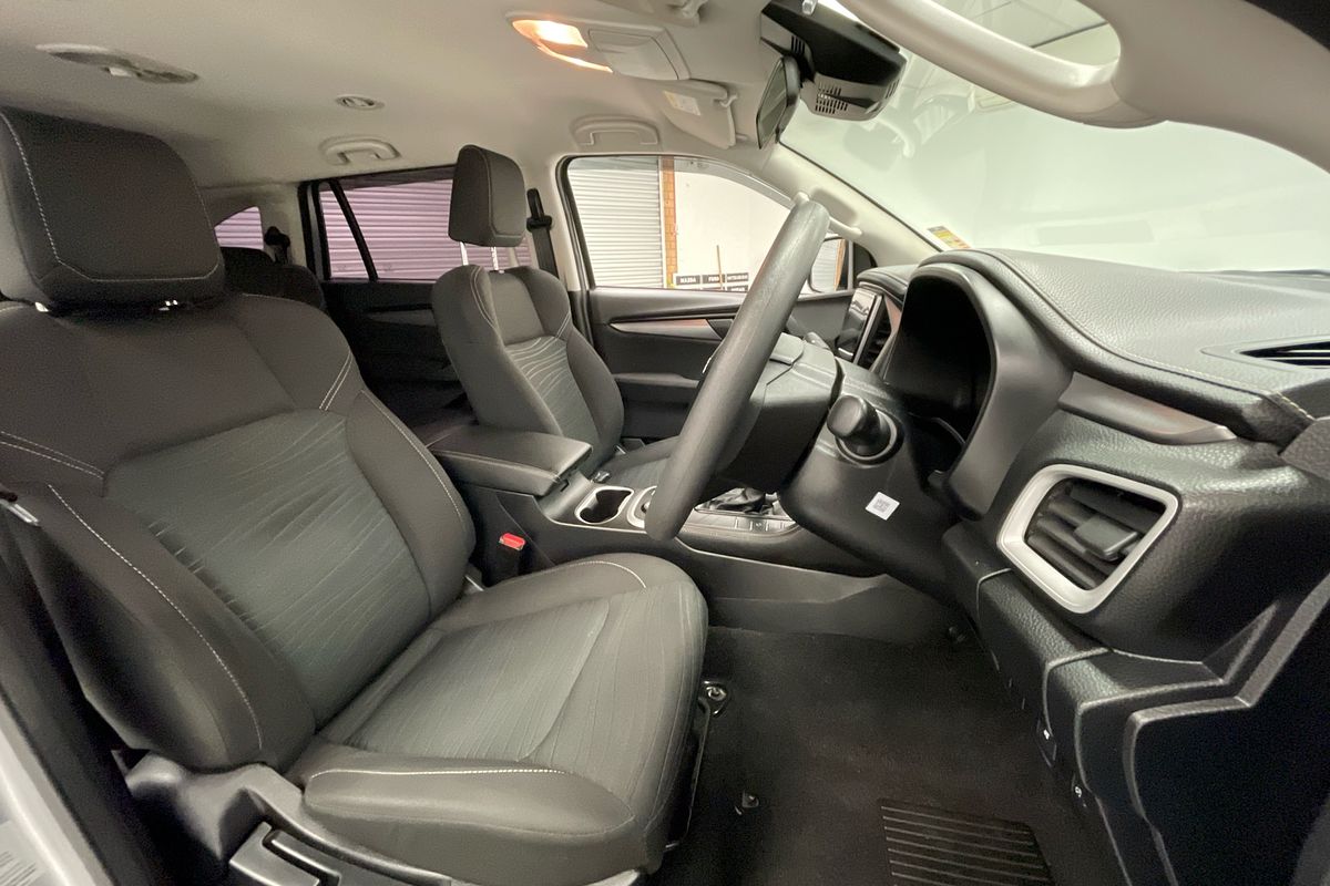 2023 Isuzu MU-X LS-M
