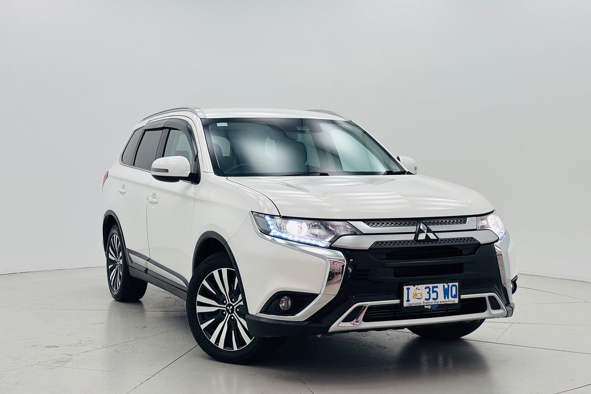 2020 Mitsubishi ZL Outlander LS 2.2L DIE 6AT AWD 7S