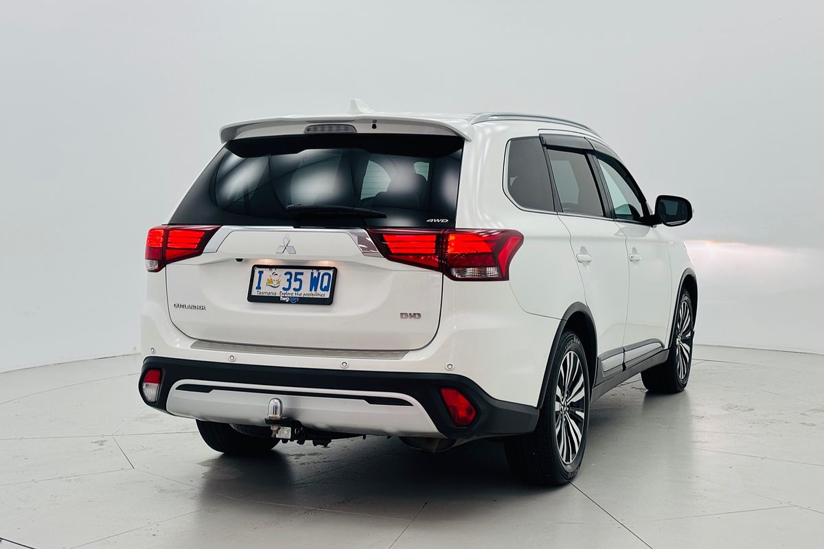 2020 Mitsubishi ZL Outlander LS 2.2L DIE 6AT AWD 7S