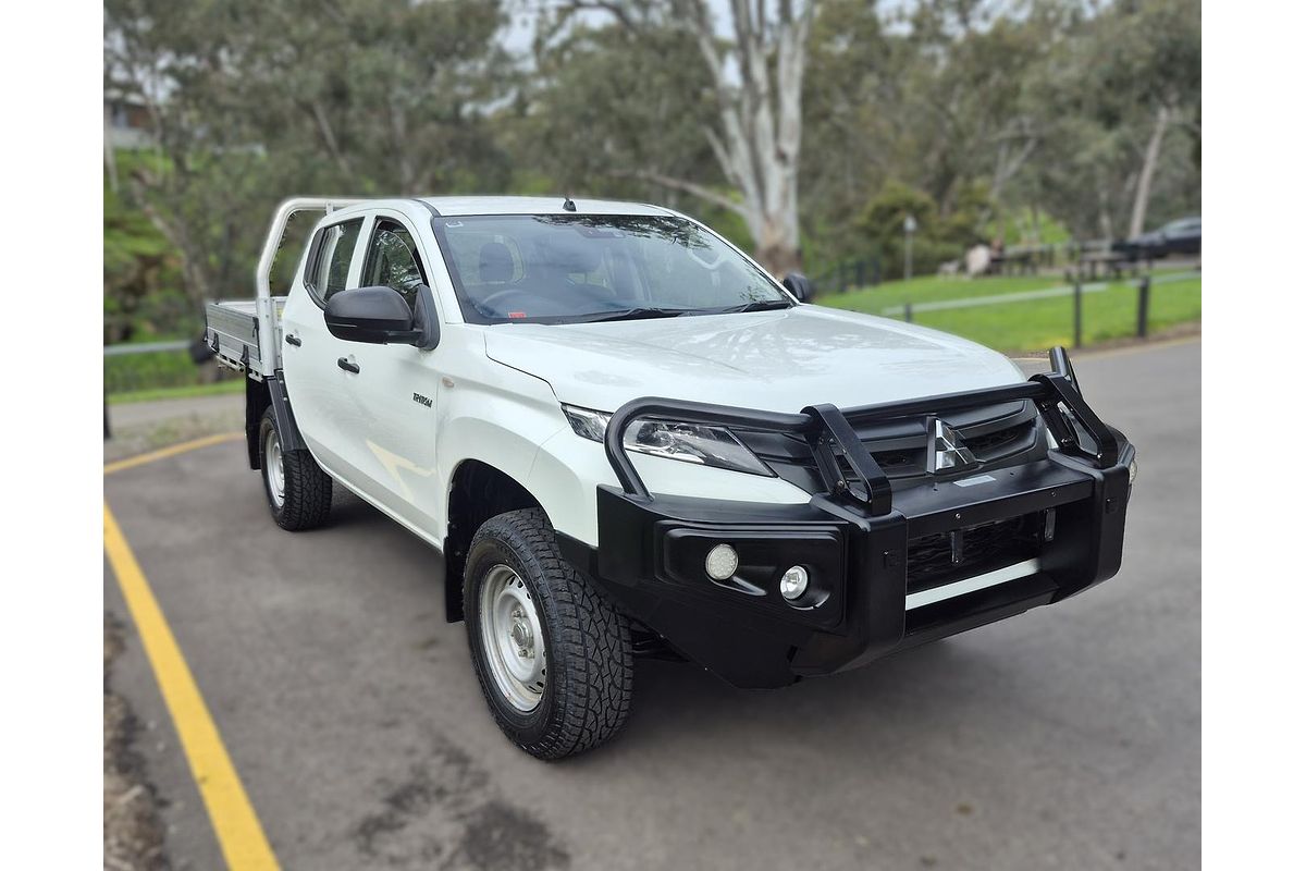 2021 Mitsubishi Triton GLX ADAS MR 4X4