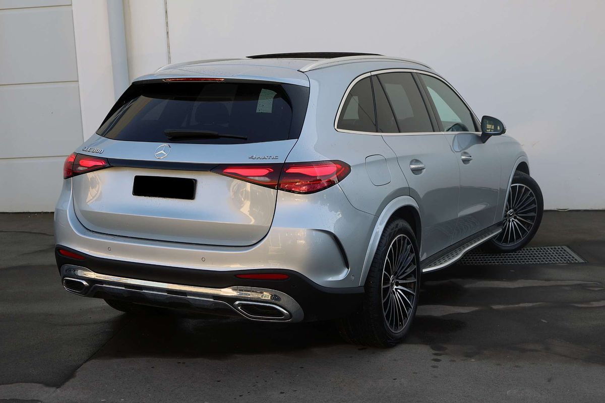 2025 Mercedes-Benz GLC-Class GLC300 X254