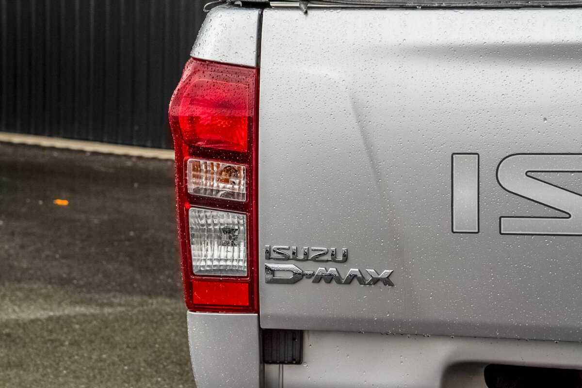 2013 Isuzu D-MAX SX Rear Wheel Drive